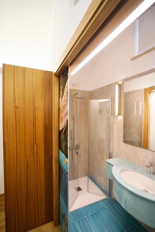 Grotta Verde Luxury Suite By Caprirooms Buitenkant foto