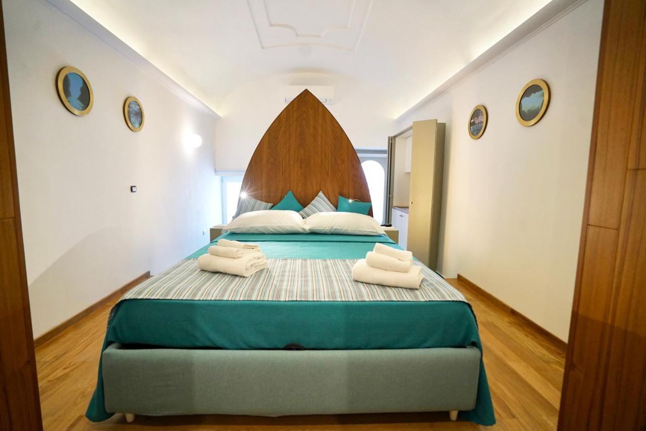 Grotta Verde Luxury Suite By Caprirooms Buitenkant foto